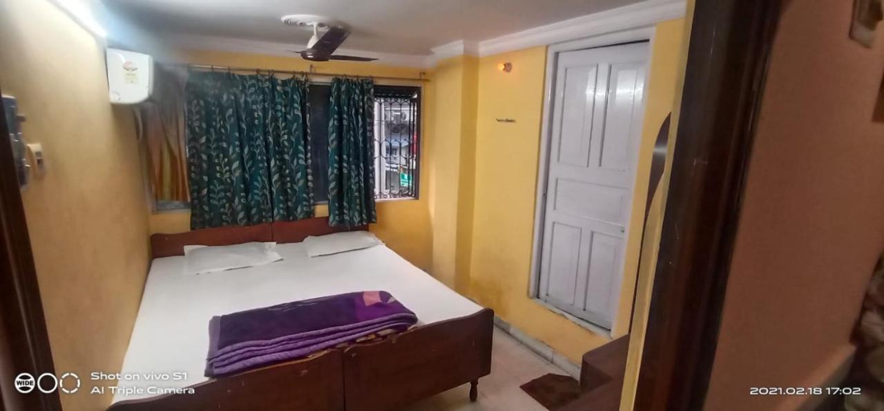 Khaja Habib Hotel Колката Екстериор снимка