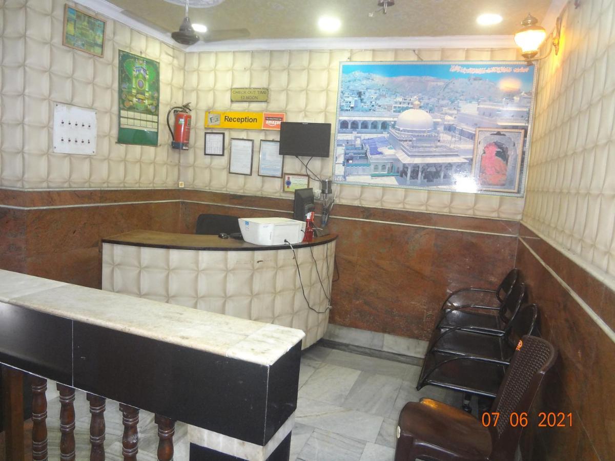 Khaja Habib Hotel Колката Екстериор снимка